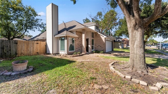 Foto del edificio - 2107 Charlton House Ln