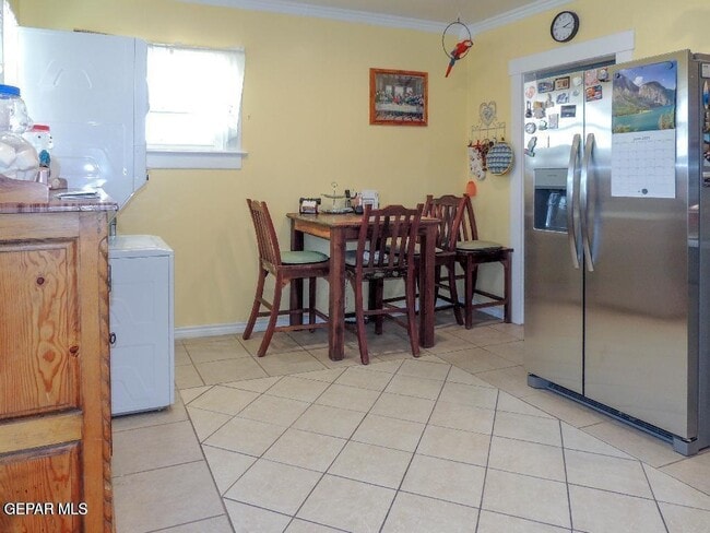 Foto del edificio - 3729 Morehead Ave