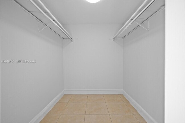 Foto del edificio - 9483 SW 76th St