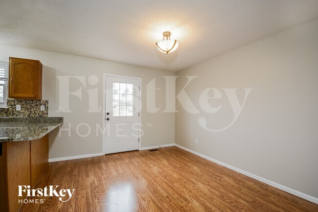 Foto del edificio - 2005 Rosedale Ct