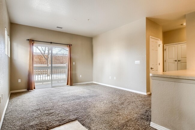 Building Photo - Nice 1 bedroom Condo in Parker
