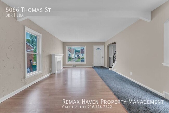 Building Photo - 5066 Thomas St, Maple Heights-  Stunning 3...