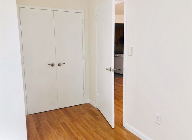 Foto del edificio - 1272 Grant Avenue