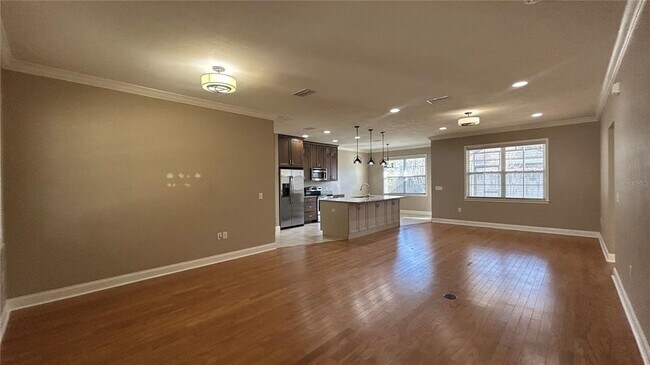 Foto del edificio - 16617 NW 194th St