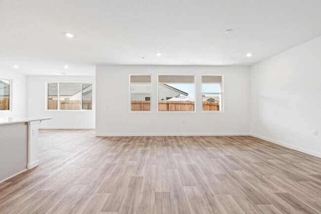 Foto del edificio - 7153 E Homan Ave