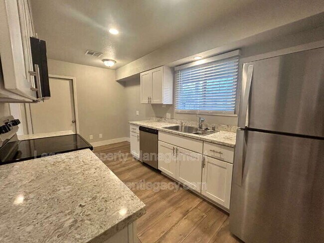 Building Photo - 1316 Sebastian Way