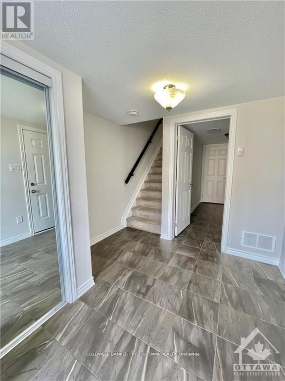 Photo du bâtiment - 339 Pumpkinseed Cres