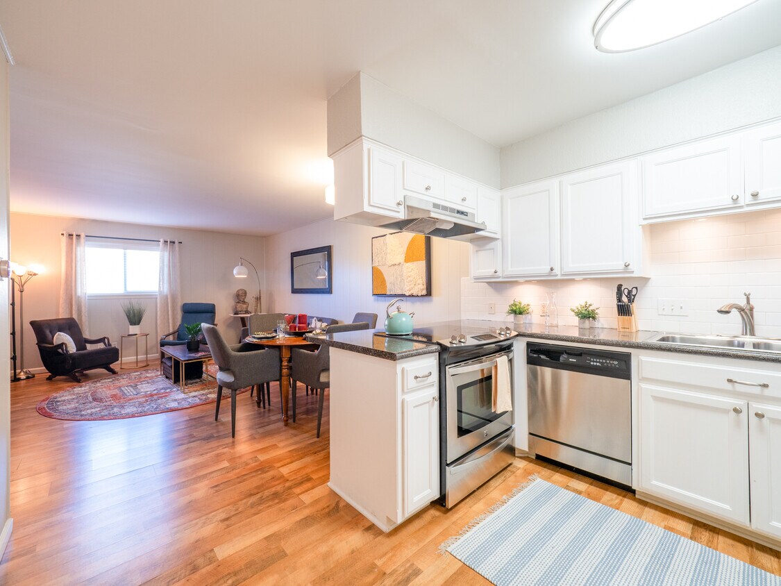 Foto principal - 2122 Hancock Dr