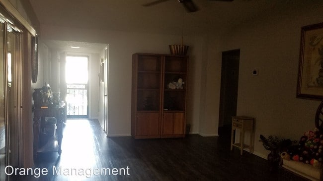 Building Photo - 3 br, 2 bath House - 1158 Calanda  Ave