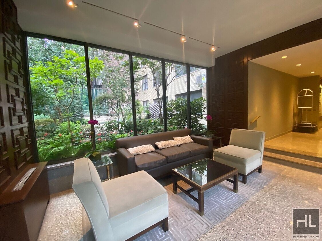 Foto principal - EAST 49 STREET
