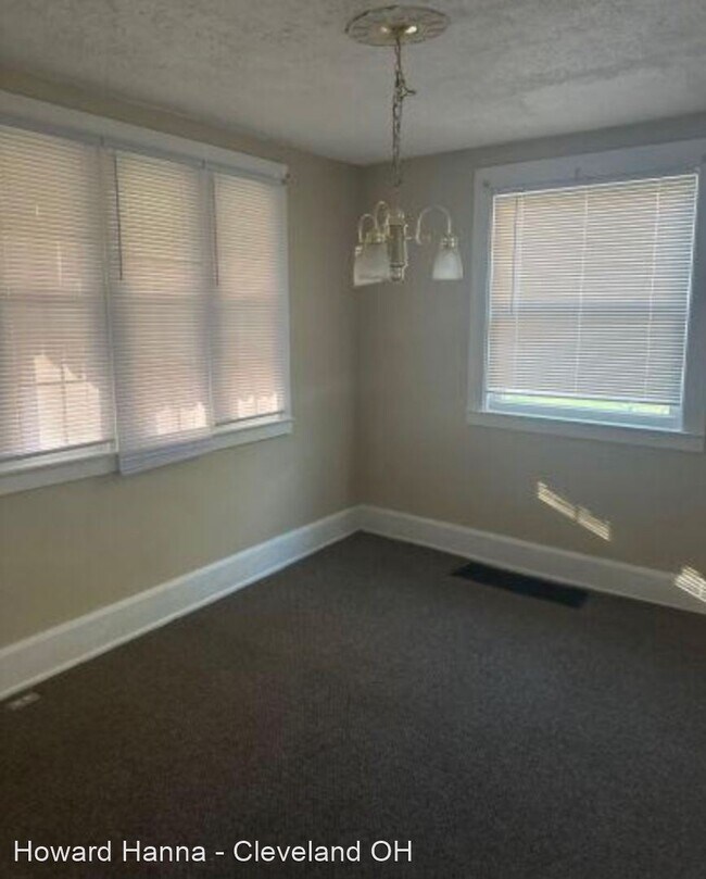 Building Photo - 2 br, 1 bath House - 465 Morningview Avenue