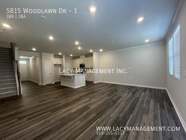Building Photo - 5815 Woodlawn Dr