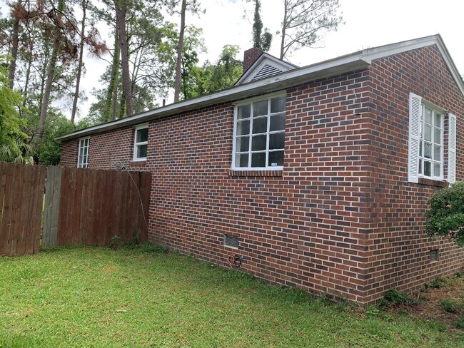 Foto del edificio - 1133 Mary Ave