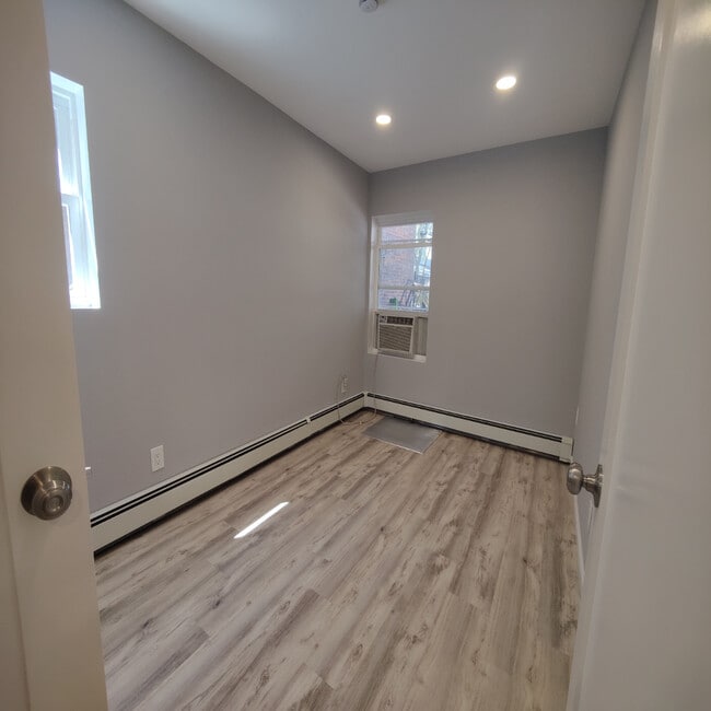 Building Photo - 24219 Braddock Ave