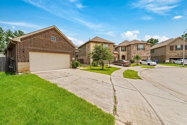 Building Photo - 17710 White Lightning Way