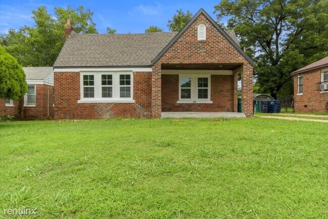 Building Photo - 2 br, 1 bath House - 2045 NE 17