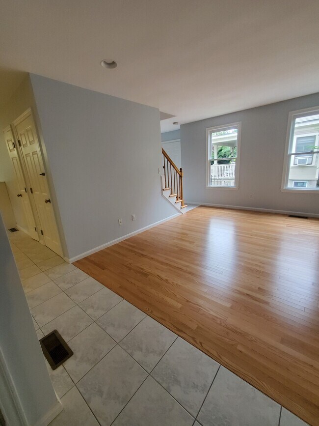 35 Vernon St, Newton, MA 02458 Townhome Rentals in Newton MA