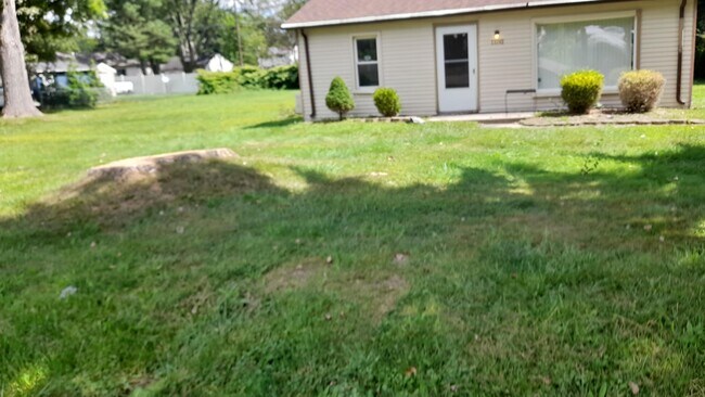Foto del edificio - 23362 Springbrook Dr