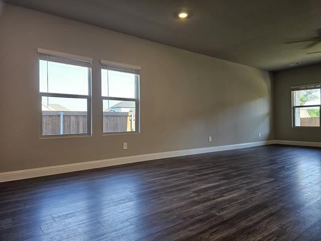 Foto del edificio - 1301 Corkwood Dr