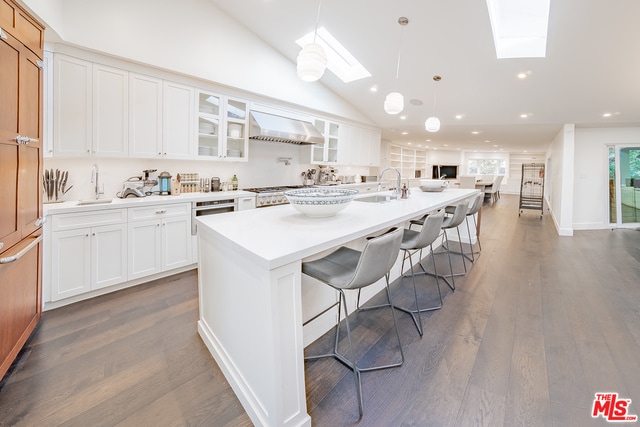 Primary Photo - 6304 W 79th Pl