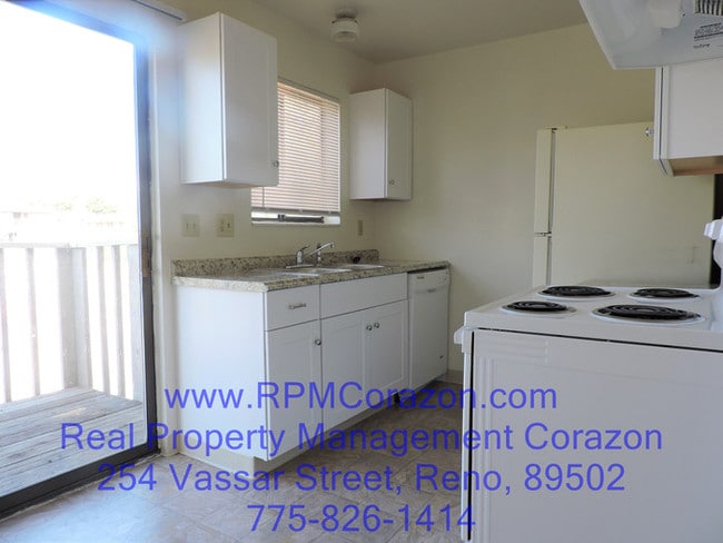 Building Photo - 3471 Tripp Dr
