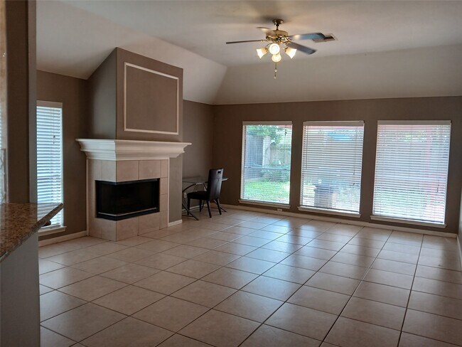 Foto del edificio - 21531 Cedar Cove Dr