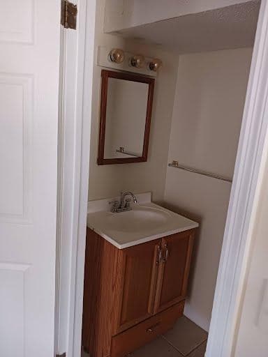 Building Photo - 1527 Rainbow Rd