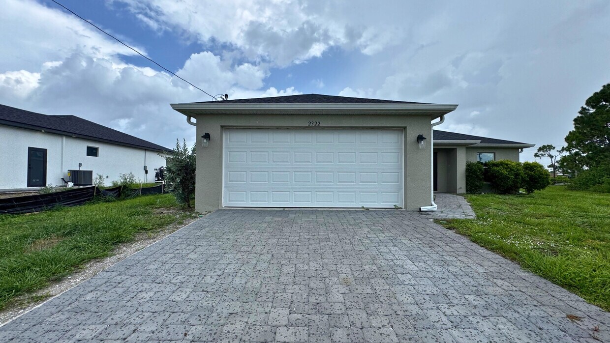 Primary Photo - 2322 NW 30th Terrace