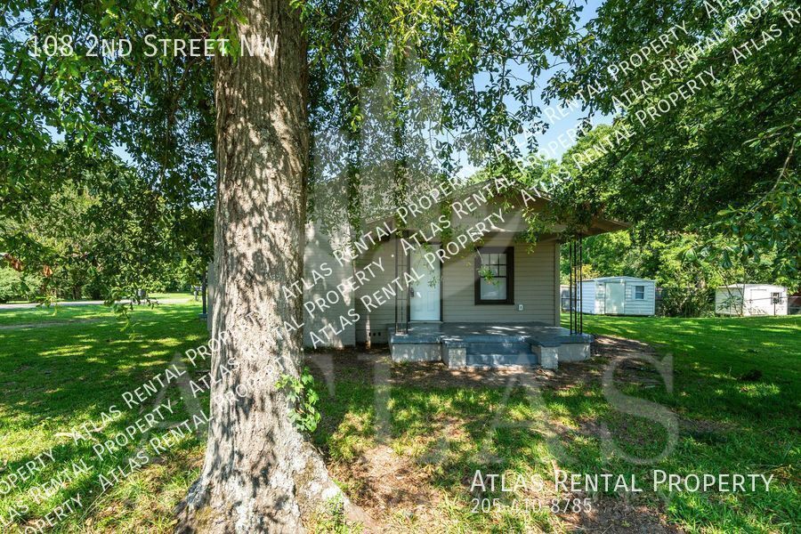 Primary Photo - 108 2nd Street NW Graysville, AL 35074