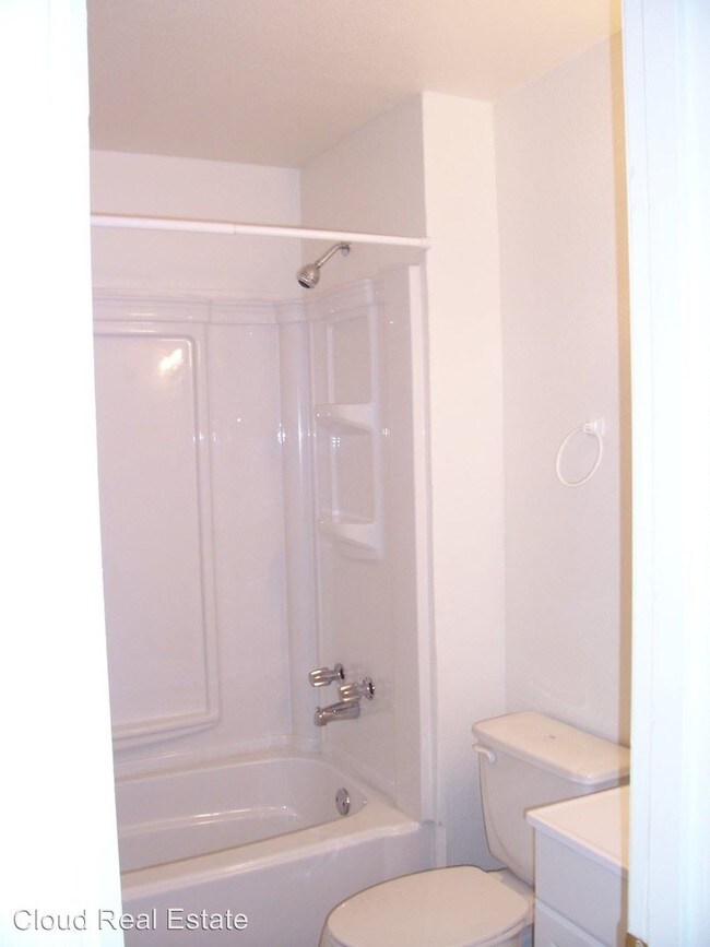 Building Photo - 3 br, 1 bath House - 707 CROCKET DR