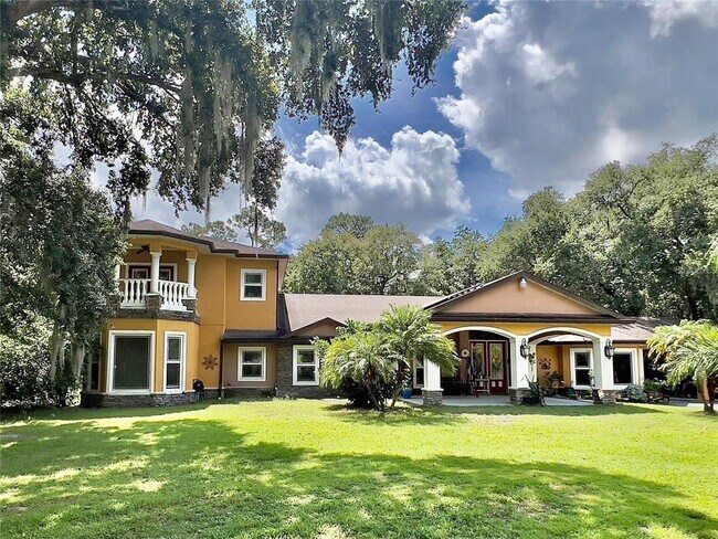 Foto del edificio - 3900 Reaves Rd