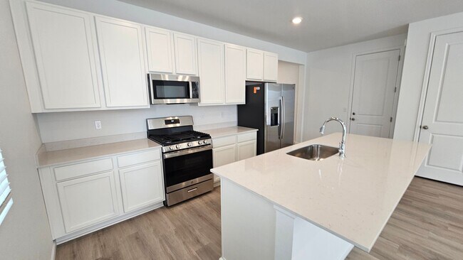 Foto del edificio - Brand New Aurora Highlands Ranch