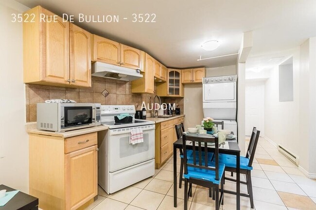 Building Photo - 3522 Rue De Bullion