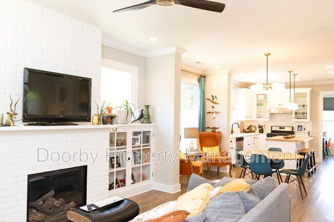 Foto del edificio - 1612 West 55th St