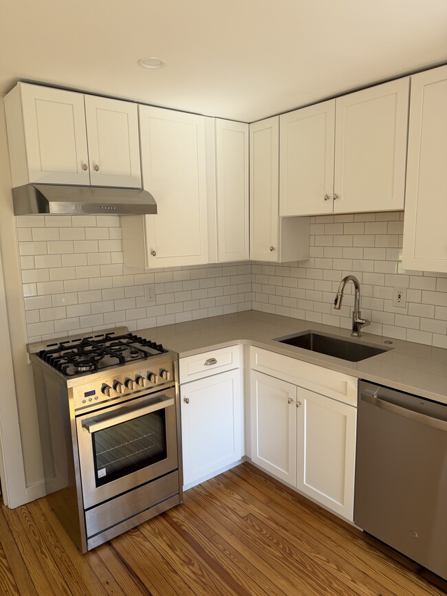 Building Photo - 413 Skippack Pike