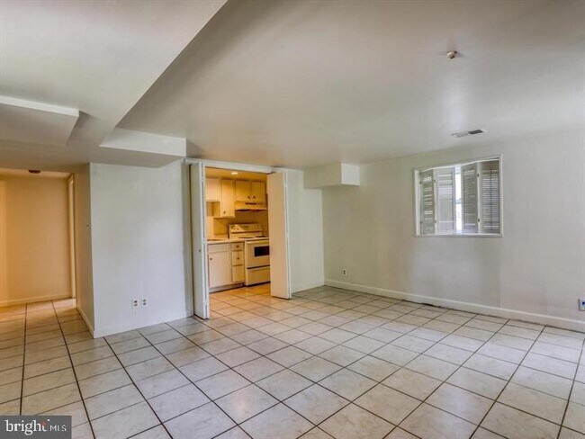 Foto del edificio - 103 N Church St