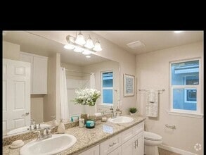 Building Photo - 1058 Heritage Way