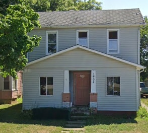 Building Photo - 1904 S Freedom Ave