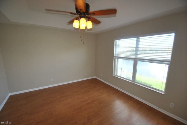 Foto del edificio - 3 br, 2.5 bath House - 10155 Foal Rd