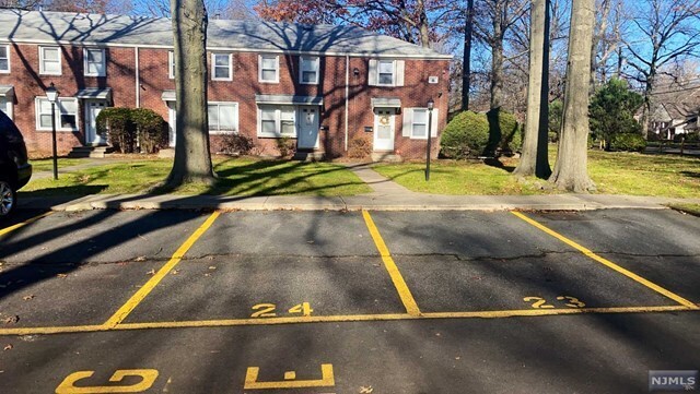 Foto del edificio - 130 Glenbrook Pkwy