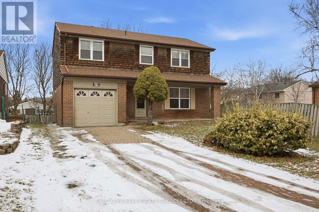 Building Photo - 69 Lorraine Crescent