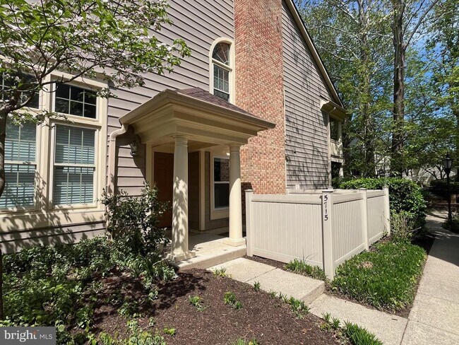 Building Photo - 5715 Balsam Grove Ct