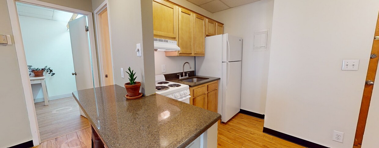 Photo - University Towers - UofM Student Housing Apartments