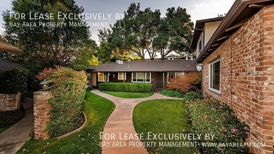 Primary Photo - 707 Curtis Way