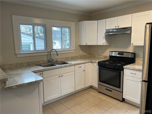 Building Photo - 107 Marsden Rd