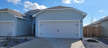 Building Photo - 629 Grayson Ln