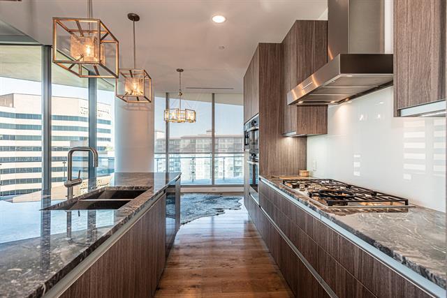 Foto del edificio - 3130 N Harwood St