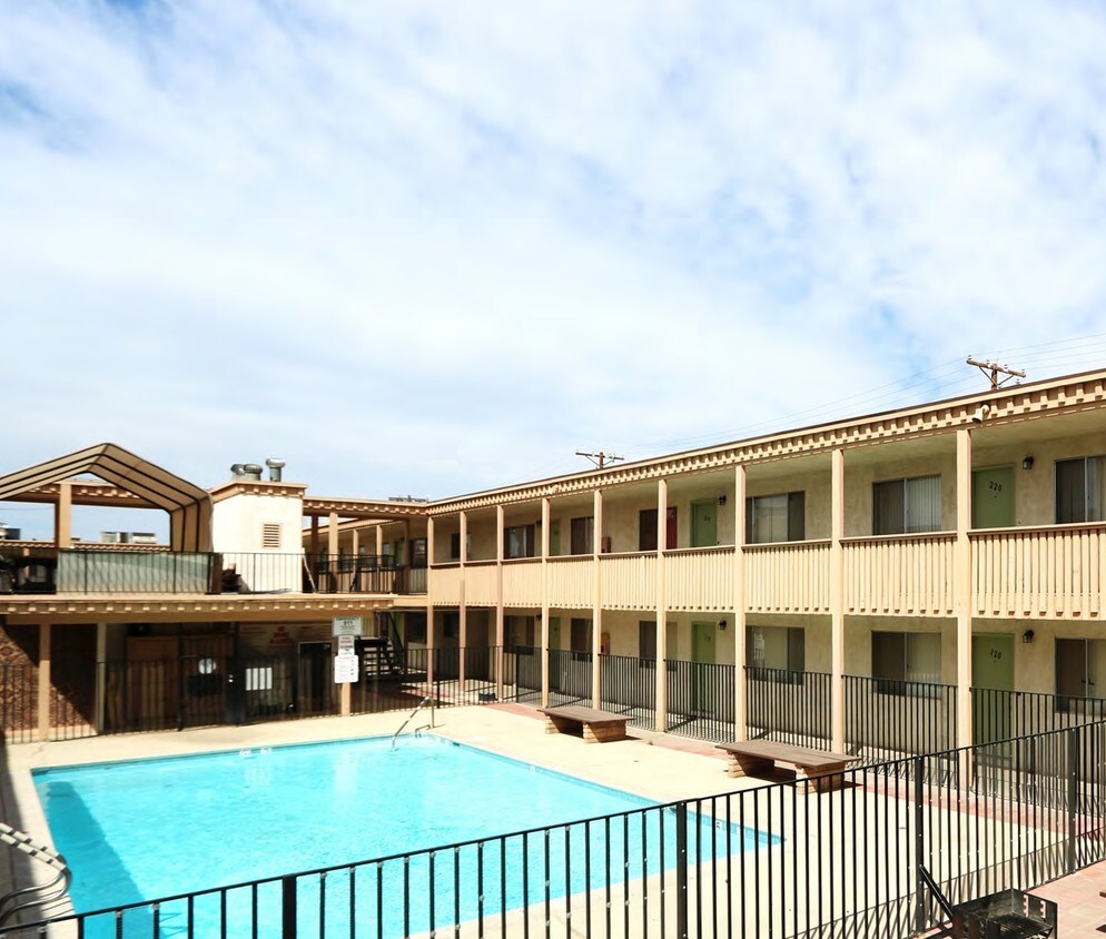 Aurora Apartments Apartments in El Centro, CA