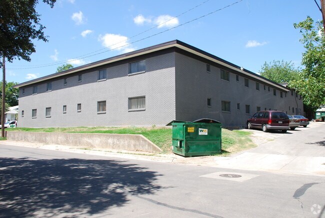 West 7th Apartments Fort Worth, TX