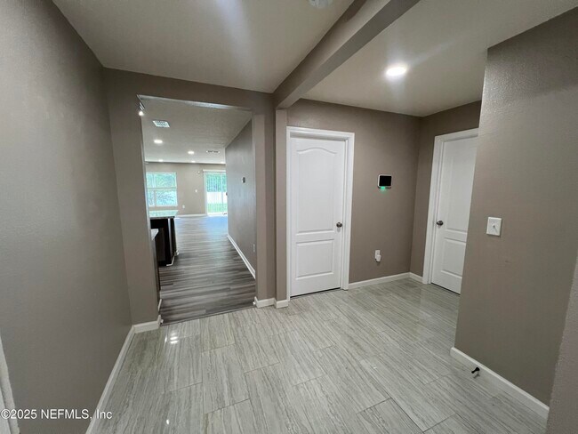 Foto del edificio - 12324 Crossfield Dr